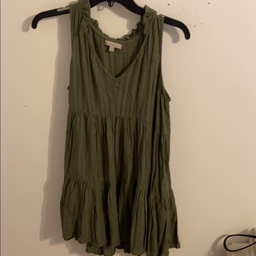 Green Flowy Dress !!